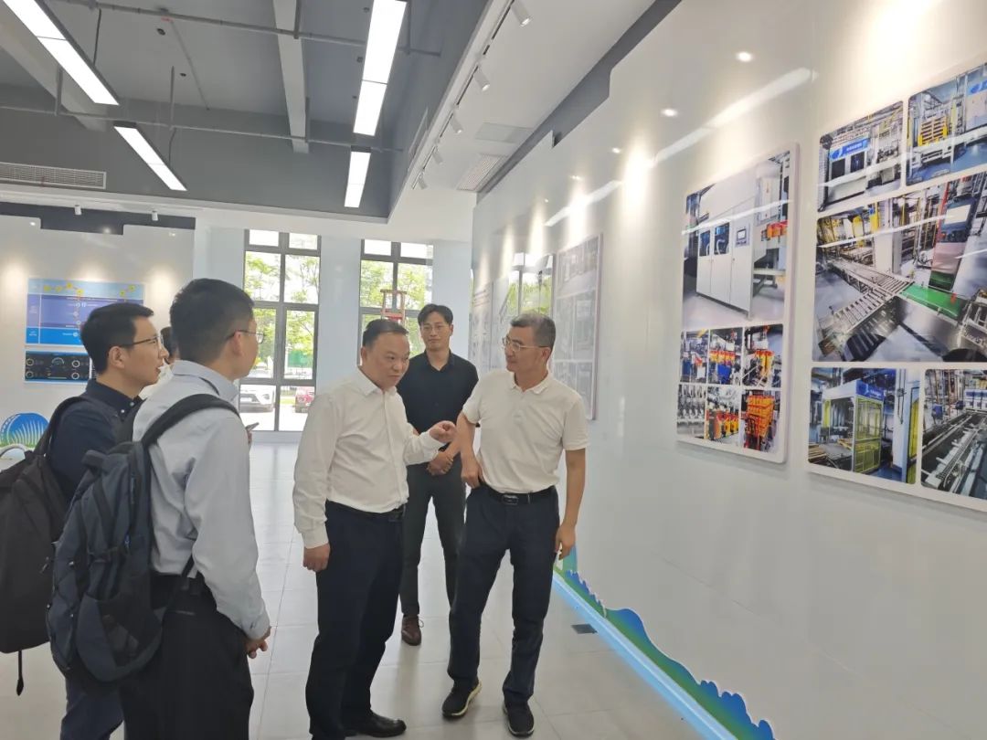 合肥工业大学校友总会丁兆罡主任一行莅临合肥33474蒙特卡罗参观交流 合肥工业大学校友总会丁兆罡主任一行莅临合肥33474蒙特卡罗参观交流