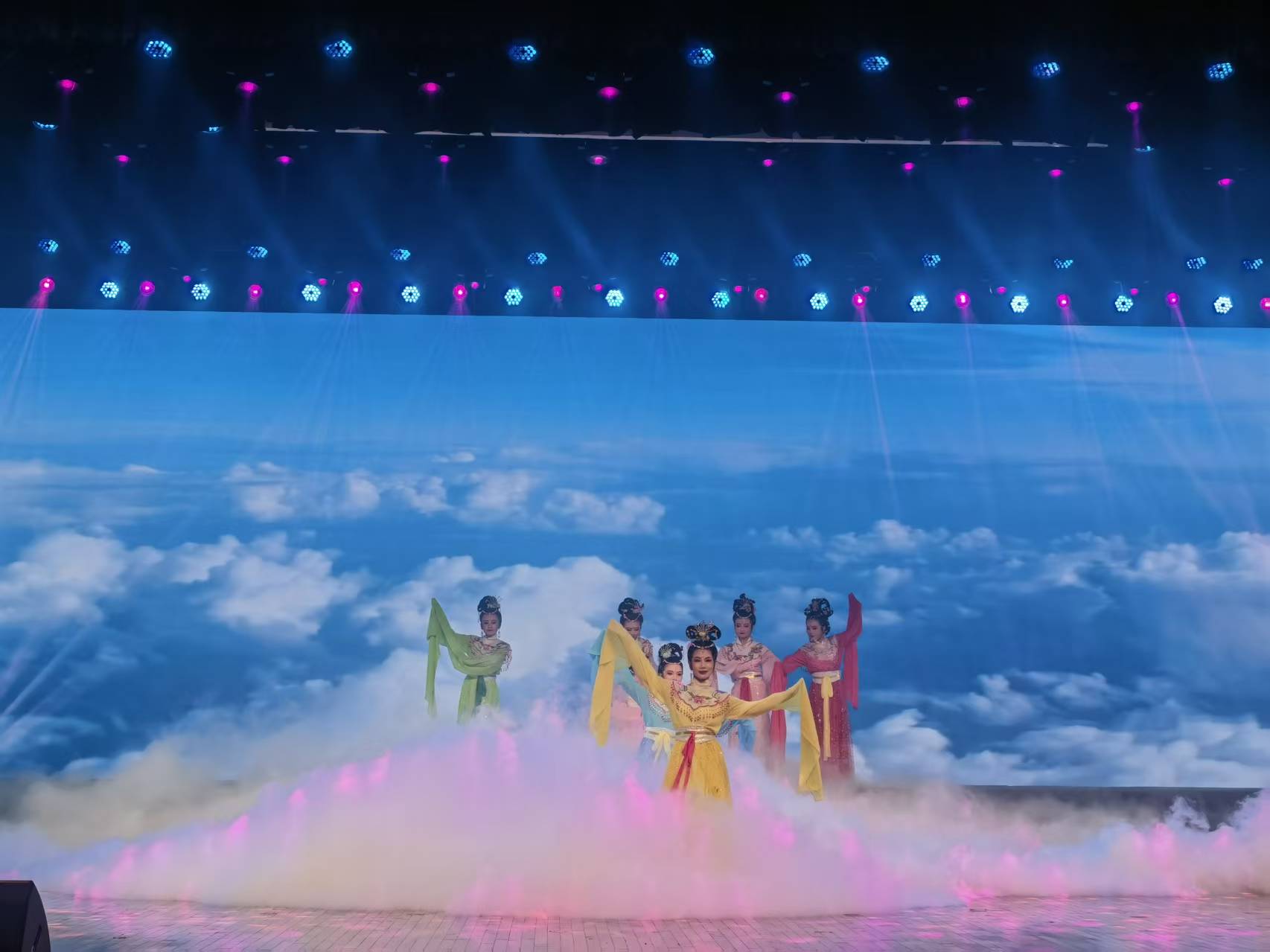 何晓东董事长受邀参加合工大80周年庆典